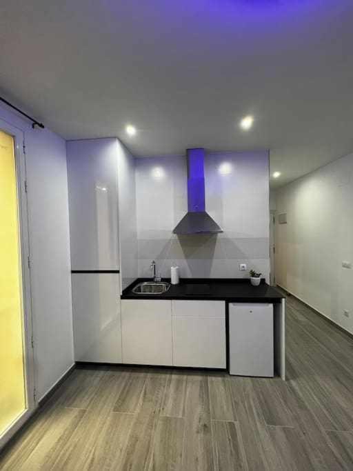 Acogedor Apartamento En Gran Via マドリード エクステリア 写真