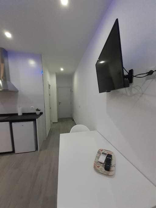 Acogedor Apartamento En Gran Via マドリード エクステリア 写真