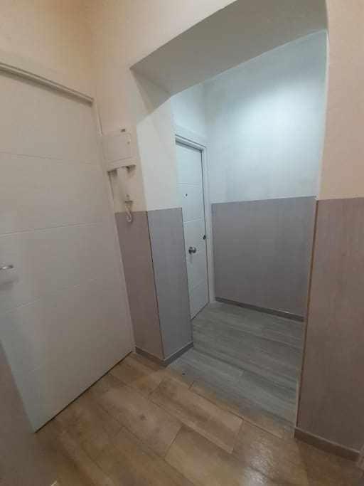 Acogedor Apartamento En Gran Via マドリード エクステリア 写真
